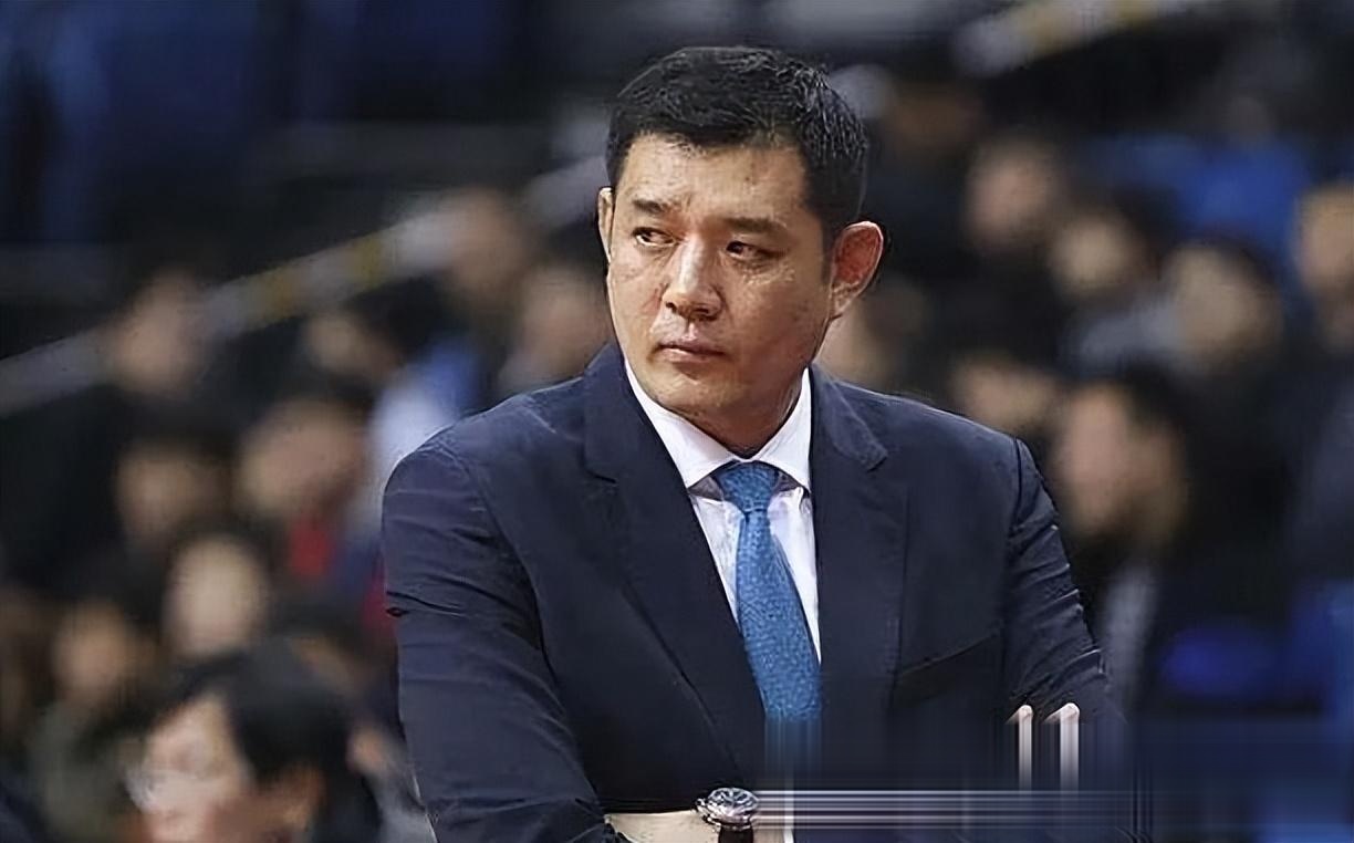 欧篮联倒计时，山东男篮今夜再遭质疑，细节引发关注，悬念犹存，更衣室氛围转暖的简单介绍