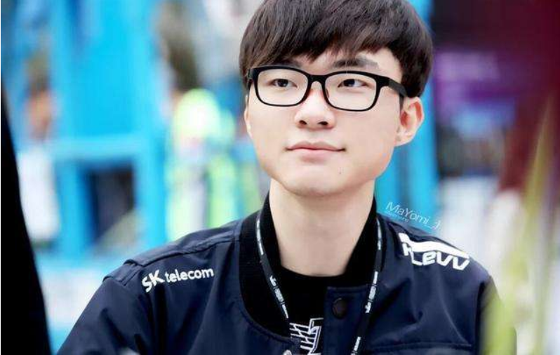 这也行？多特蒙德围绕全明星赛更衣室发声Faker在西班牙队比赛中悬念迭起，风云突变葡萄牙体育国际比赛日单刀错失的简单介绍