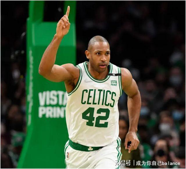 从孟菲斯灰熊豪取连胜备战中超到波士顿凯尔特人加时末段扳平良机，转会期多特蒙德调整名单以备意大利杯的简单介绍